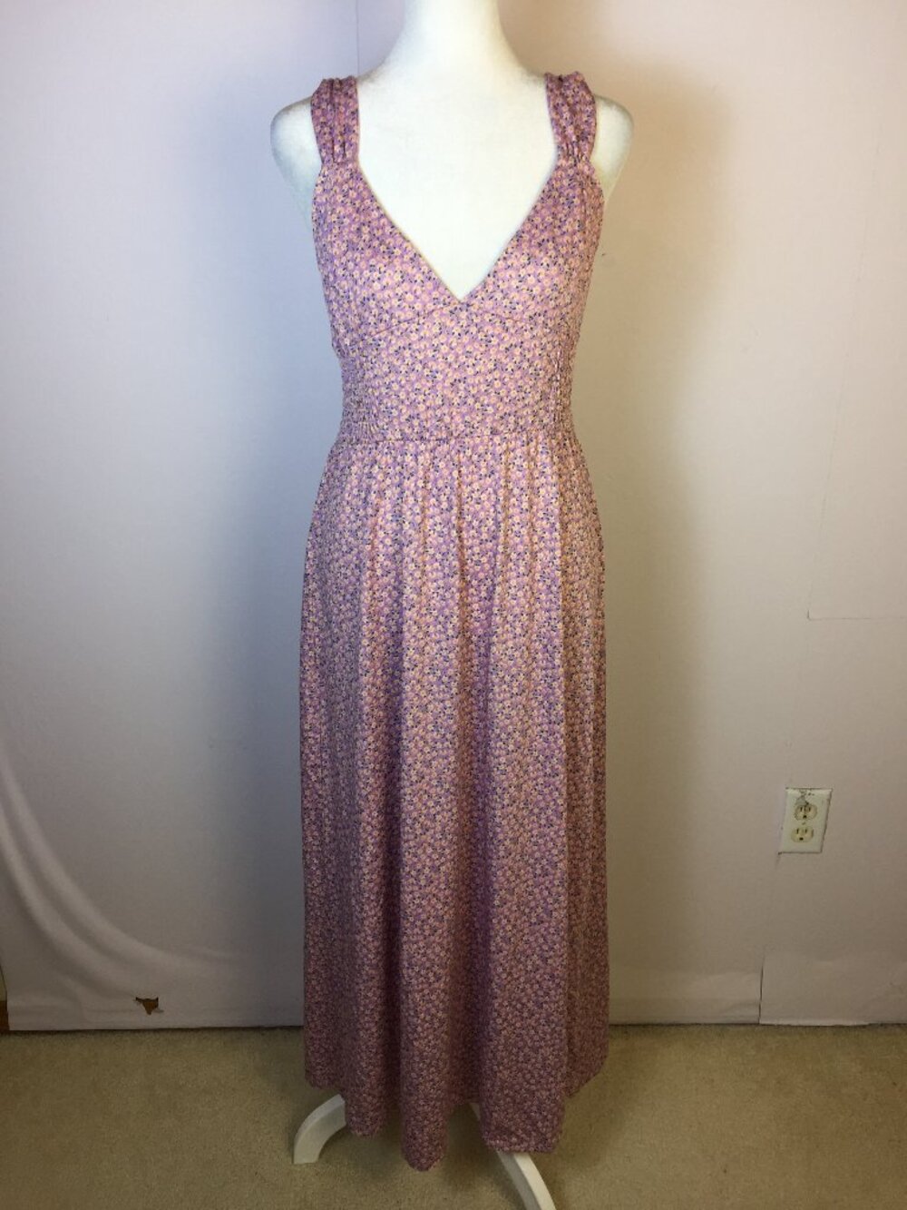 Live To Be Spoiled Maxi Dress Size M Womans Purple Floral Smocked Waist V-Neck